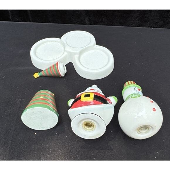 Vintage Christmas Tree, Snowman & Santa Salt & Pepper Toothpick set on tray -C8 - Picture 6 of 12